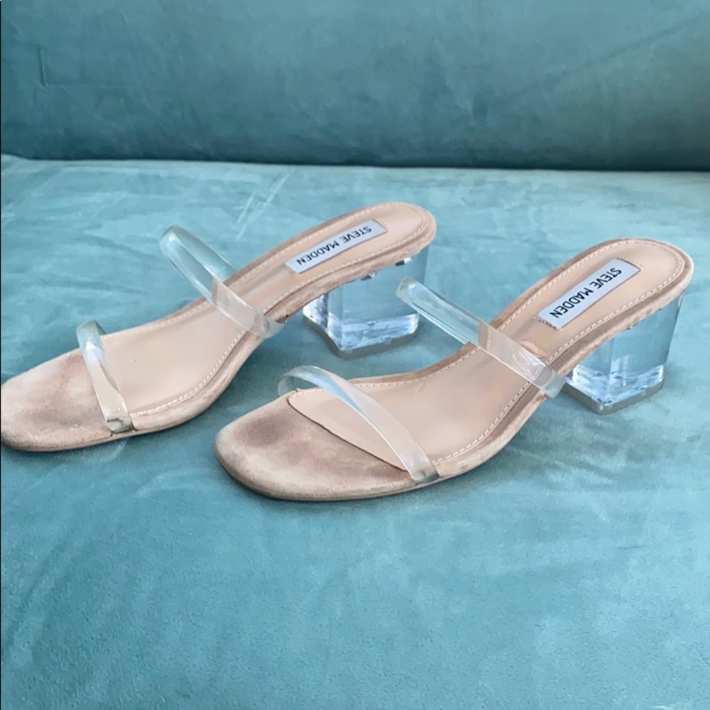 Steve Madden 6.5M clear slide on heel